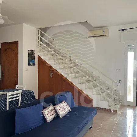 Robinia - A 50m By Cala Salento *